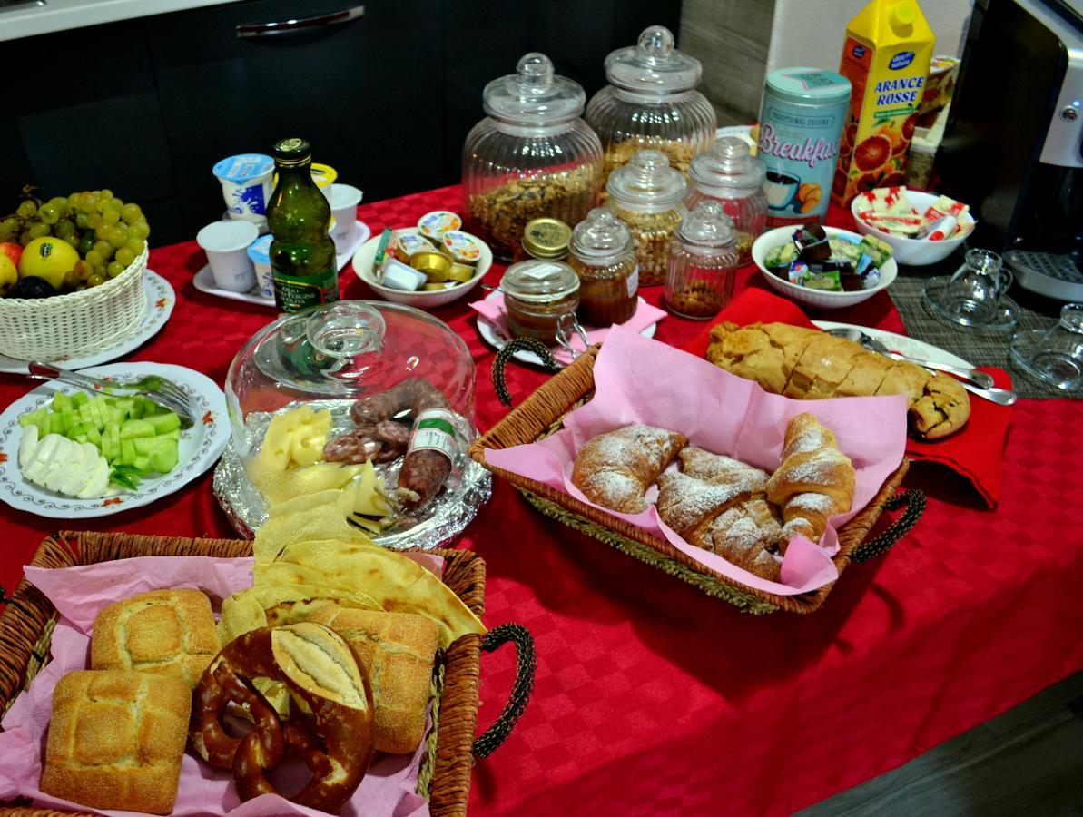 La Casa Bianca Di Couette-café 3*